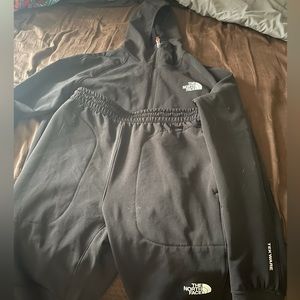 The North Face Men’s Tekware Hooded Top and Bottom Set
